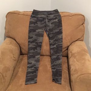 soft army print leggings